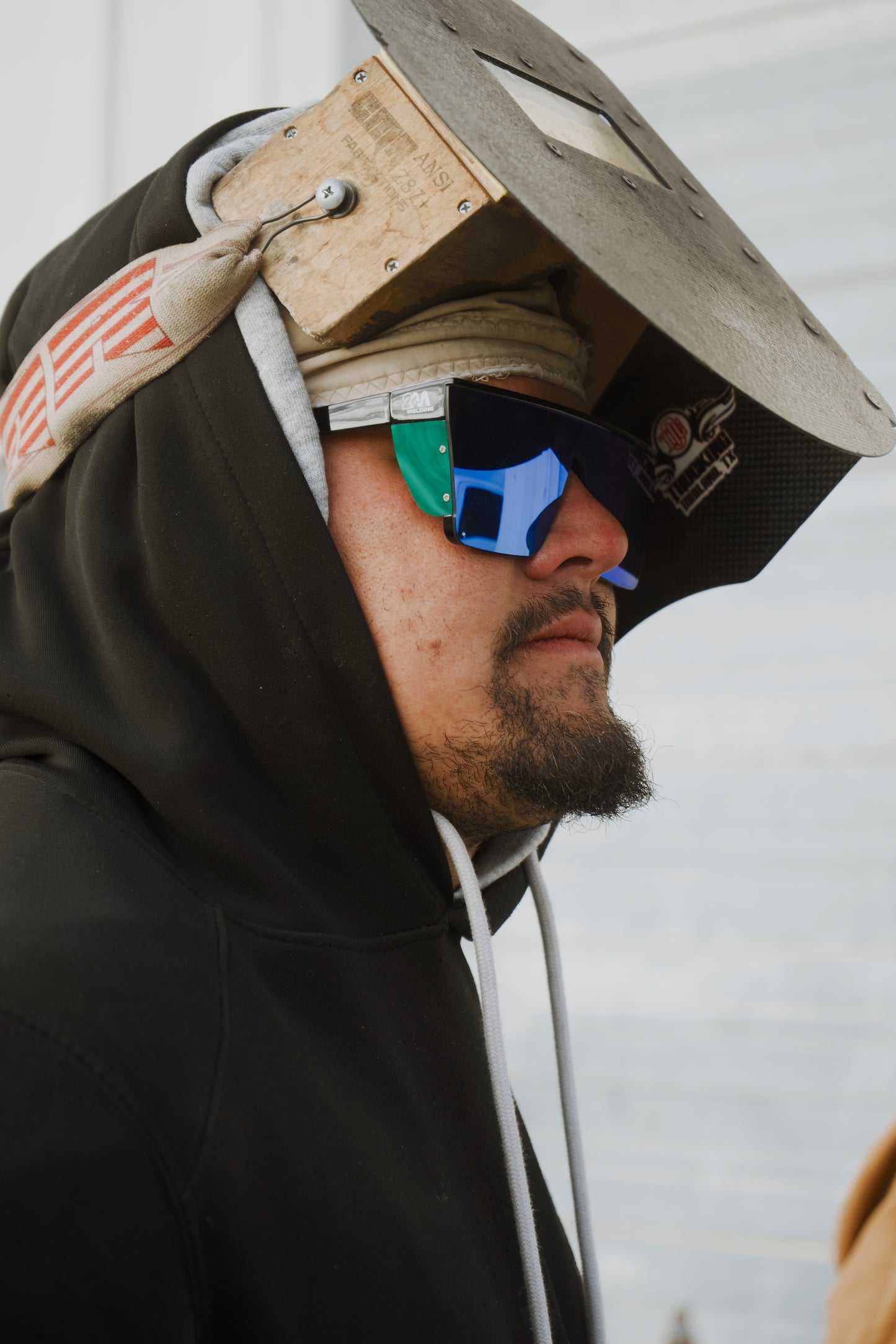 2M SHADES